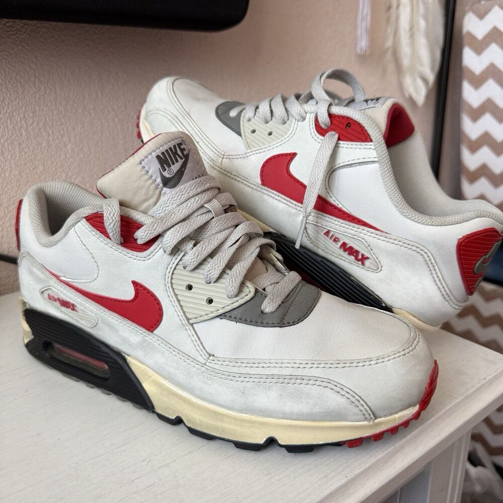 Nike Air Max 90 University Red Wolf Grey Men's US Size 9.5 537384-026